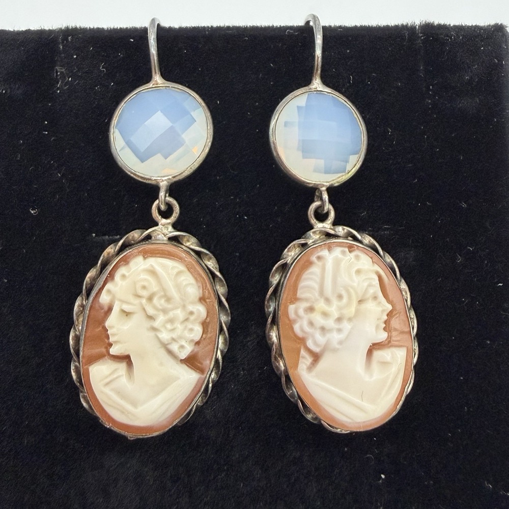 Cameo Dangle Earrings Womens Sterling Silver Good Opalescent Glass Italy 925
